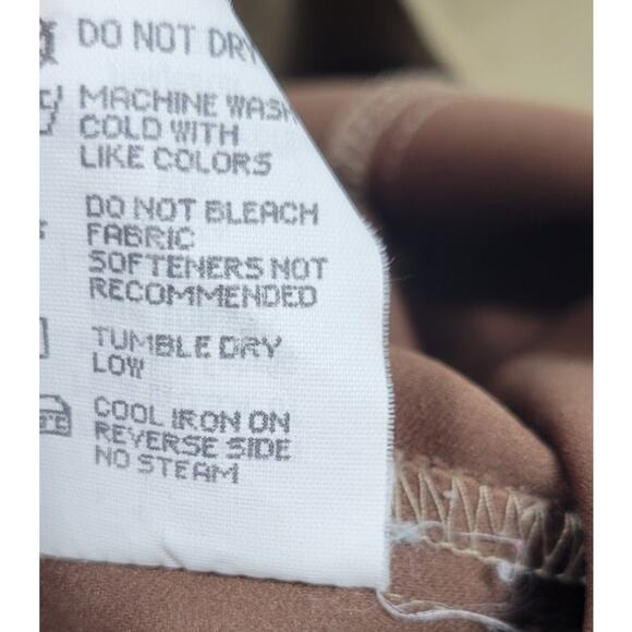 Zero‎ Restriction Golf Outer Wear Mens XL Microsuede Brown Tan Embroidered Vest - Picture 9 of 9